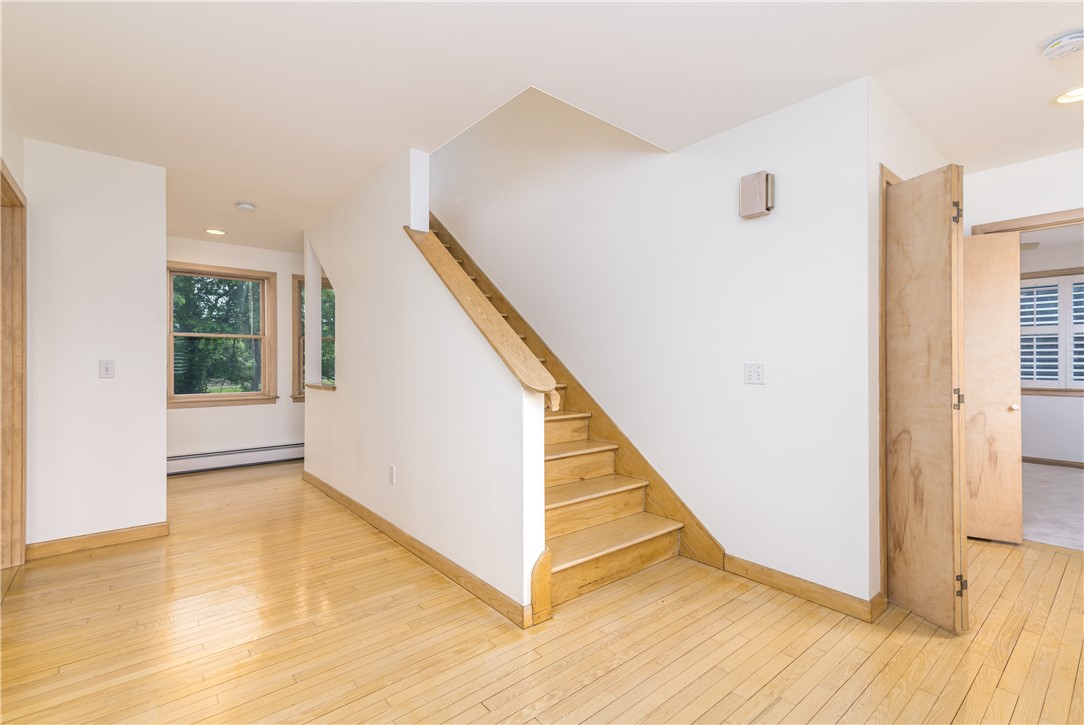 32 Bayberry Road