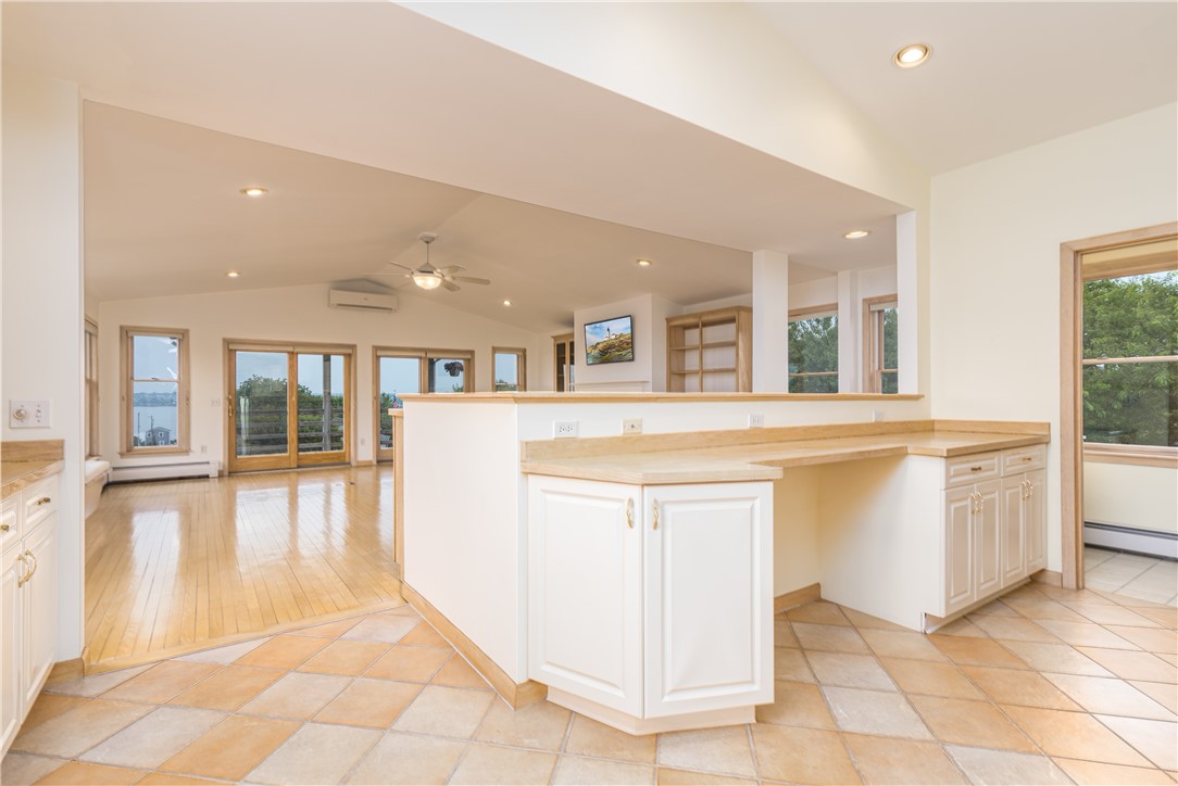 32 Bayberry Road