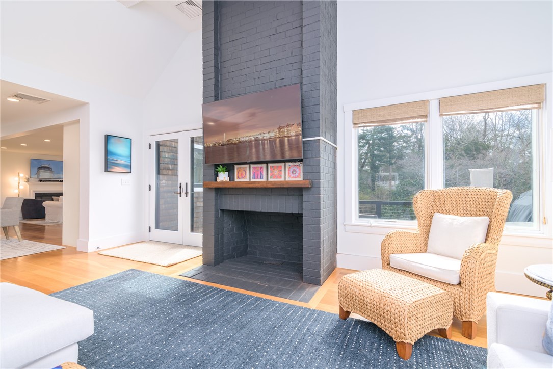 94 Columbia Avenue