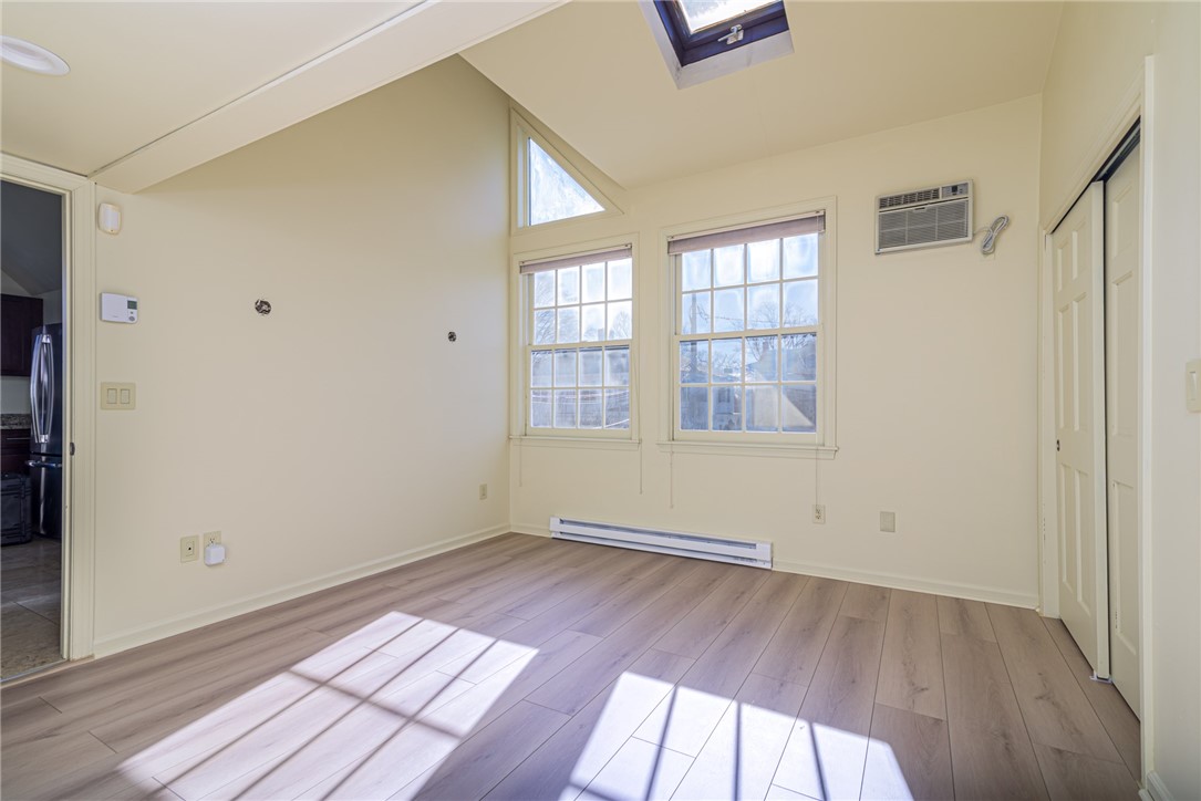 11 Catherine Street C