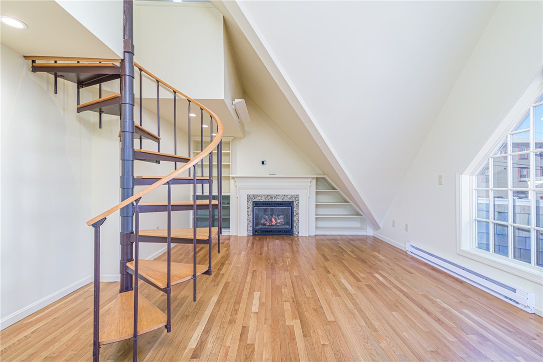 11 Catherine Street C