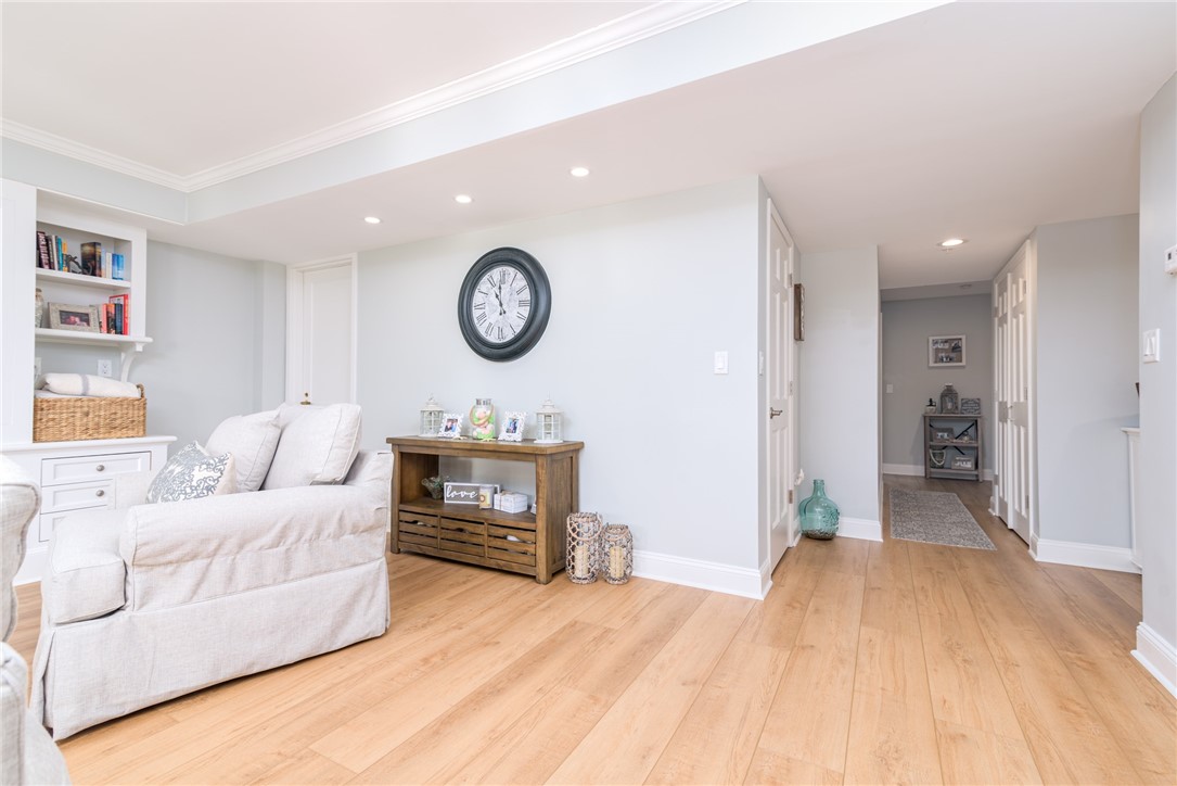 53 Conanicus Avenue 2G