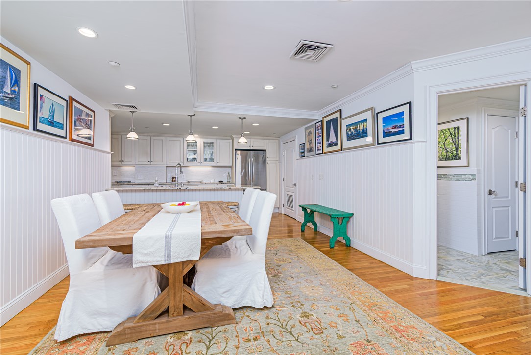 53 Conanicus Avenue 1D
