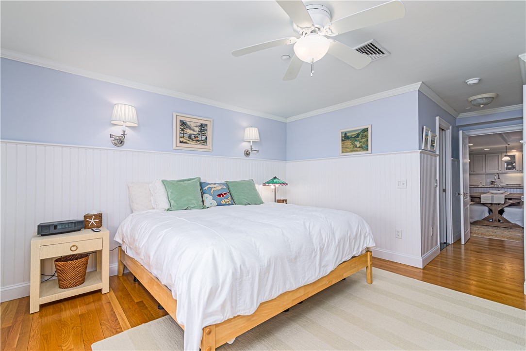 53 Conanicus Avenue 1D