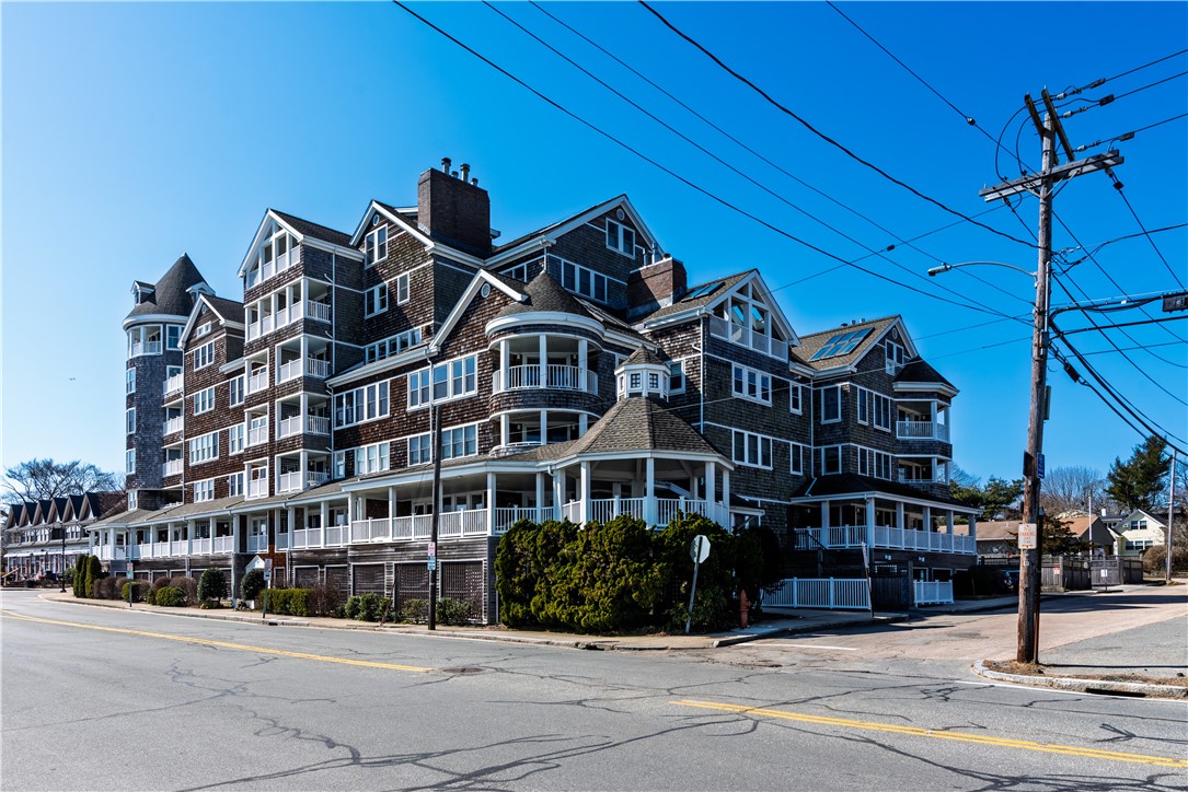 53 Conanicus Avenue 1D