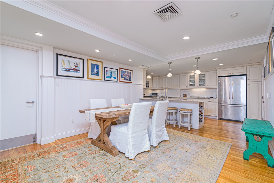 53 Conanicus Avenue 1D