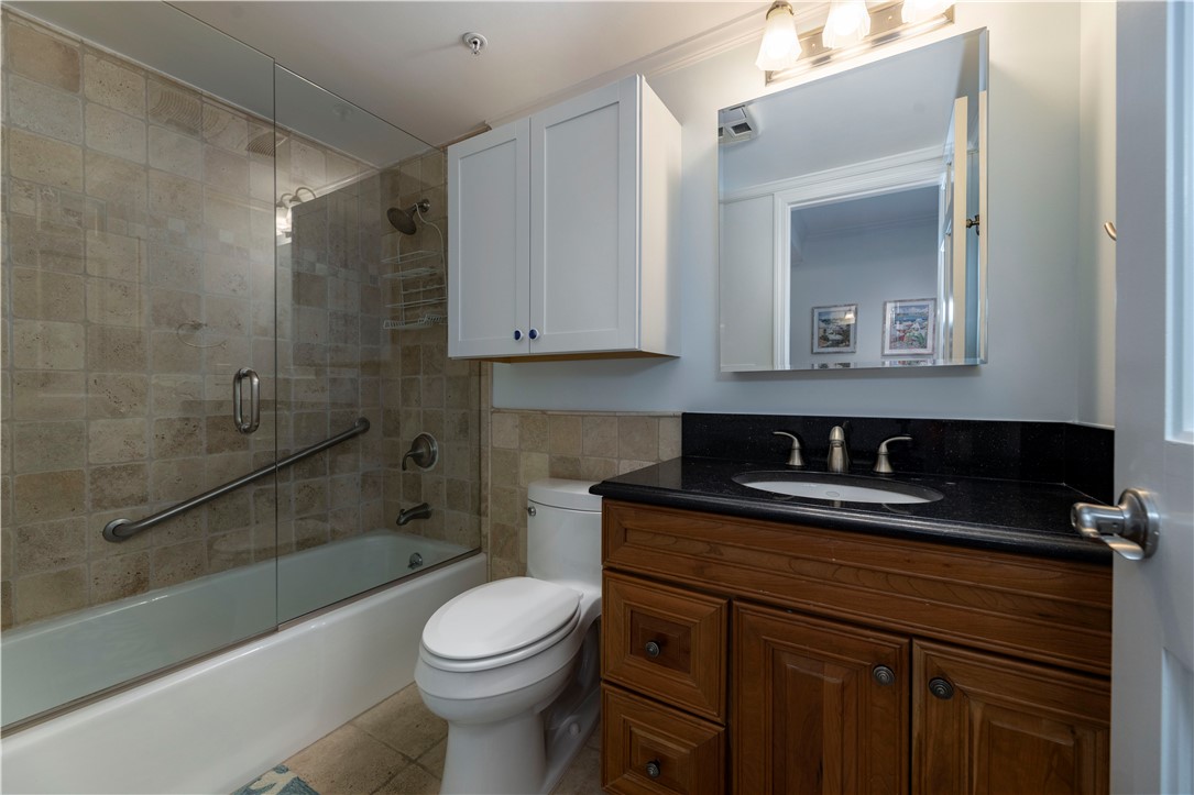53 Conanicus Avenue 1 F