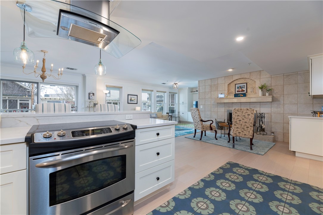 53 Conanicus Avenue 1 F