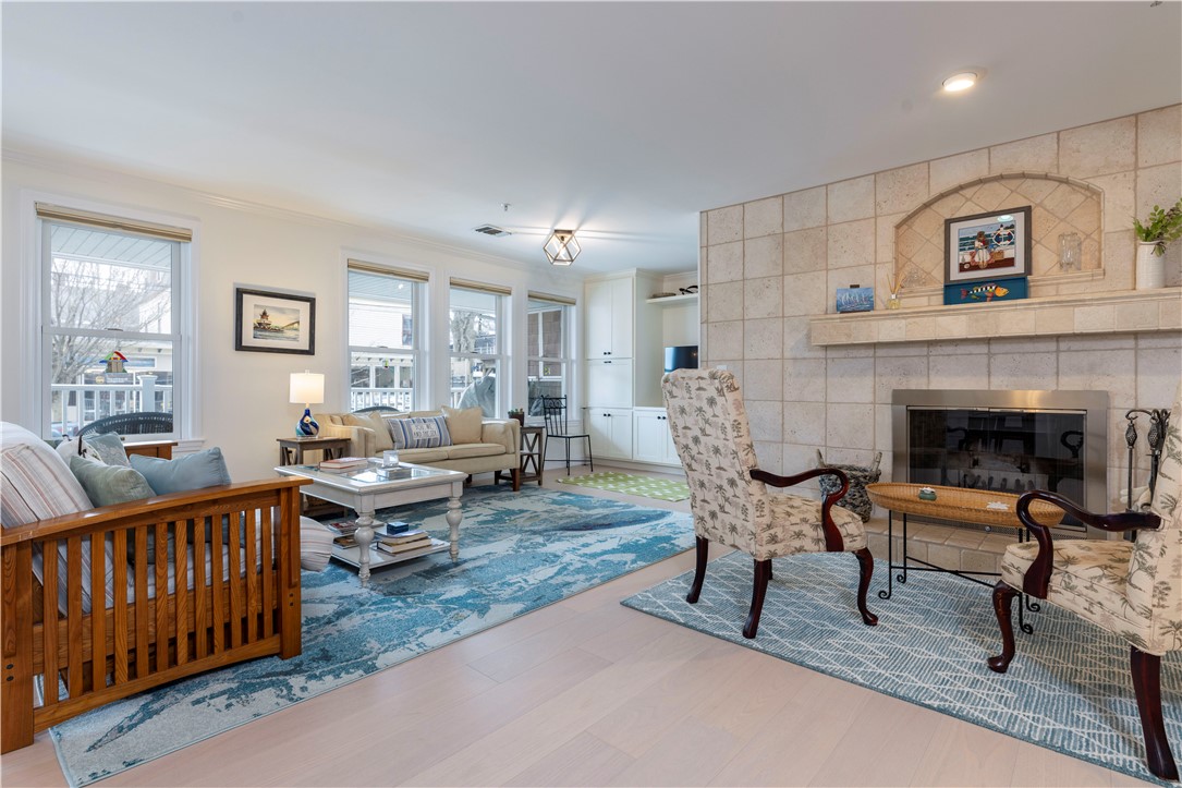 53 Conanicus Avenue 1 F