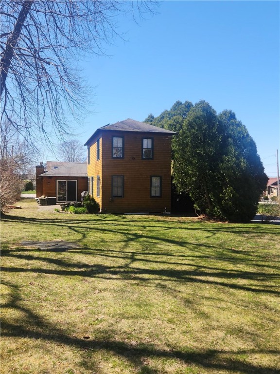 61 Howland Avenue