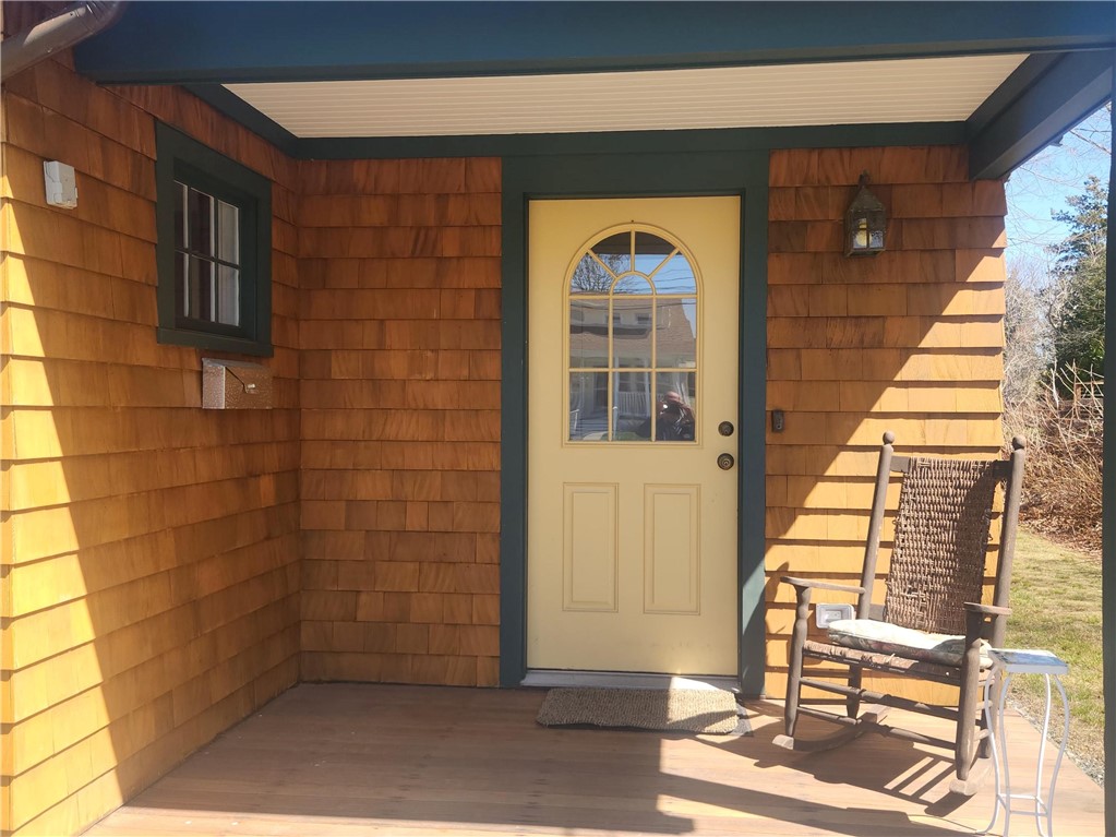 61 Howland Avenue