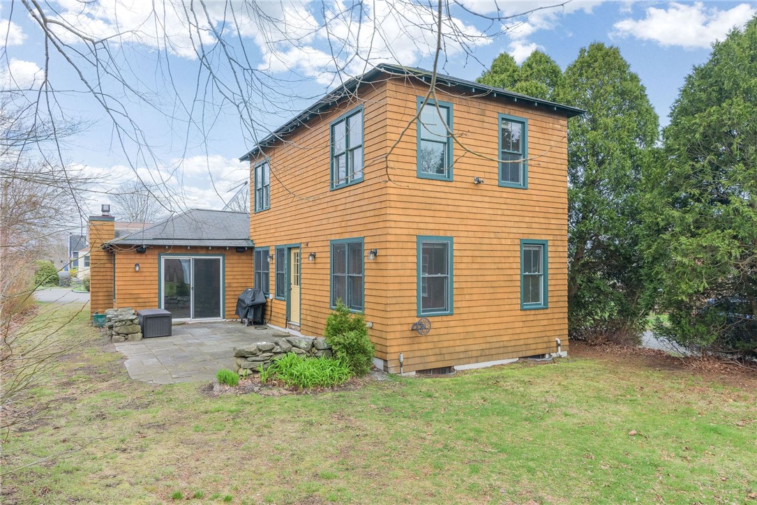 61 Howland Avenue