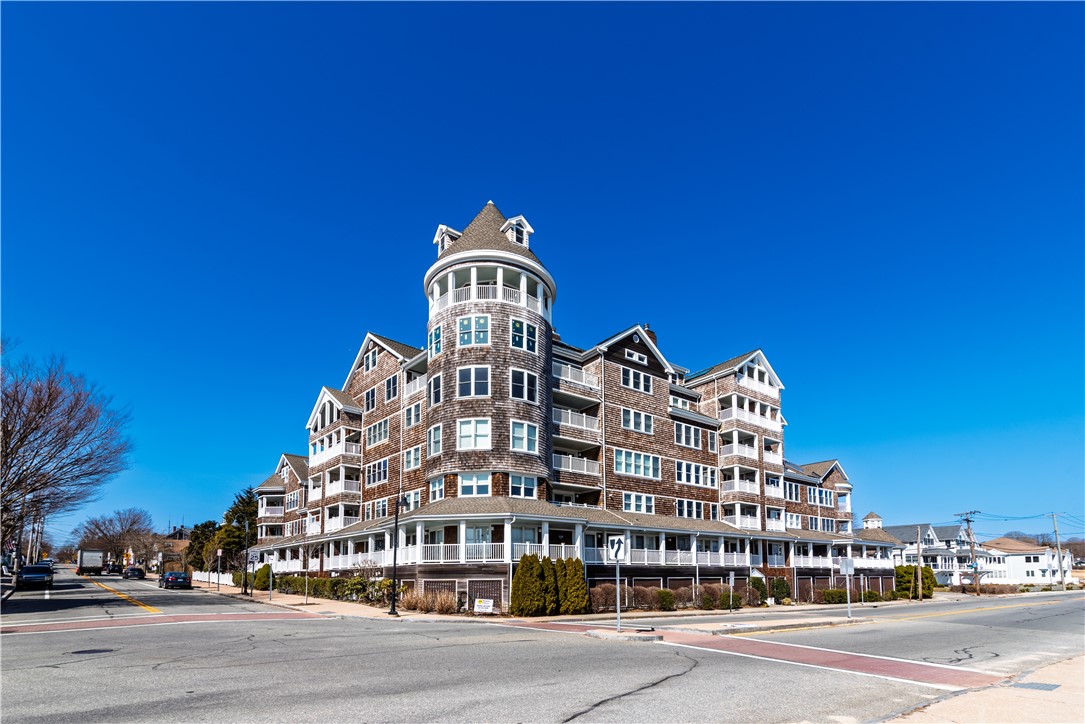 53 Conanicus Avenue 3A