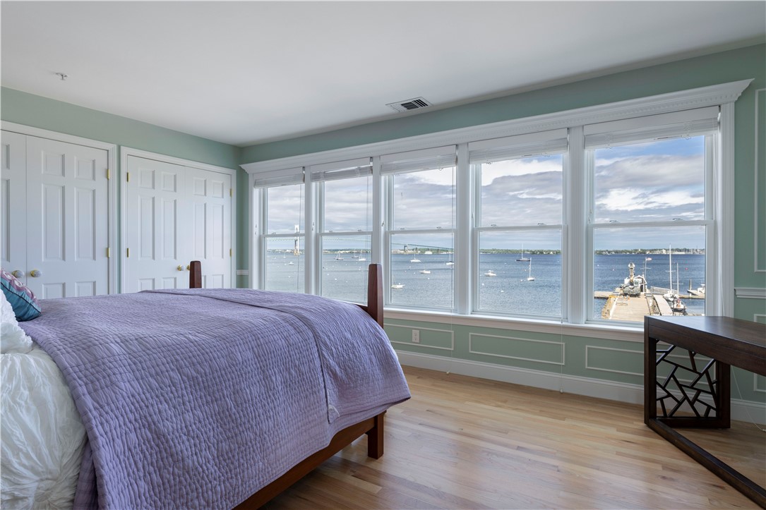 53 Conanicus Avenue 3A