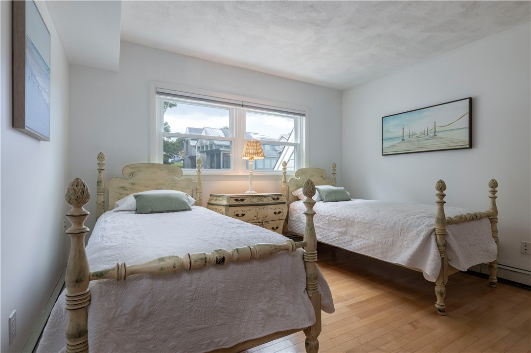 73 Conanicus Avenue 4