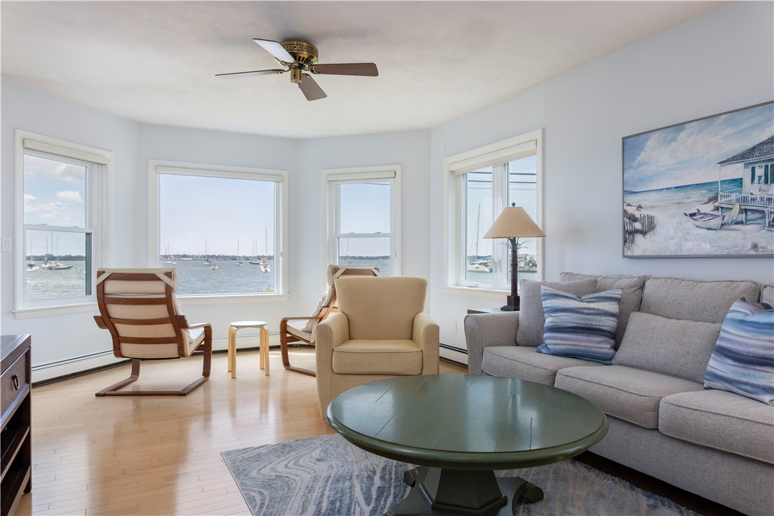 73 Conanicus Avenue 4