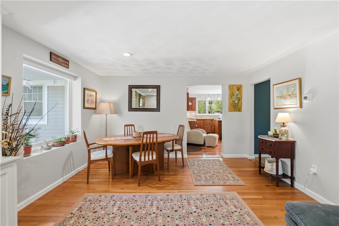 434 N Quidnessett Road