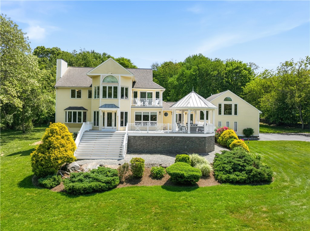 38 Gondola Avenue