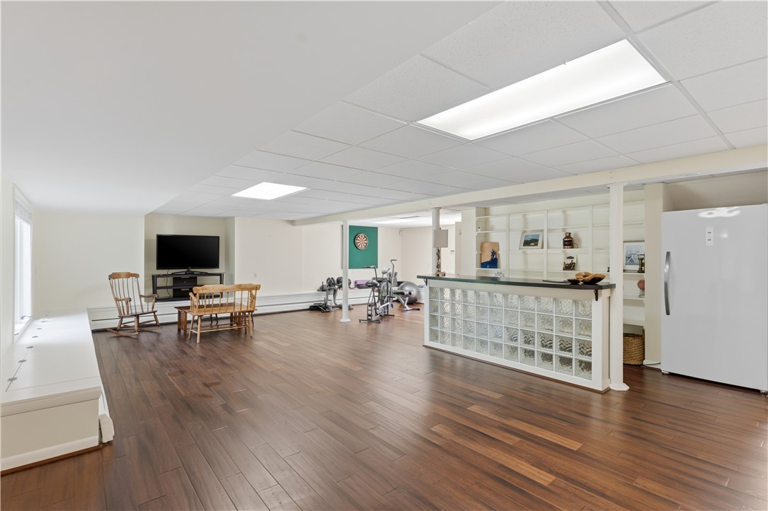 38 Gondola Avenue