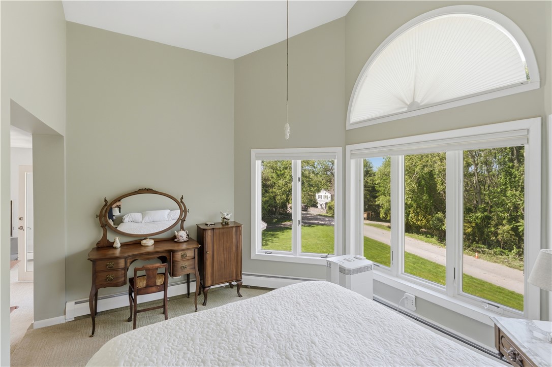38 Gondola Avenue