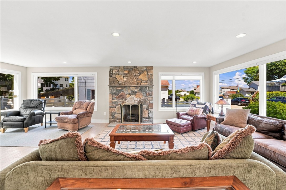 39 Treasure Road