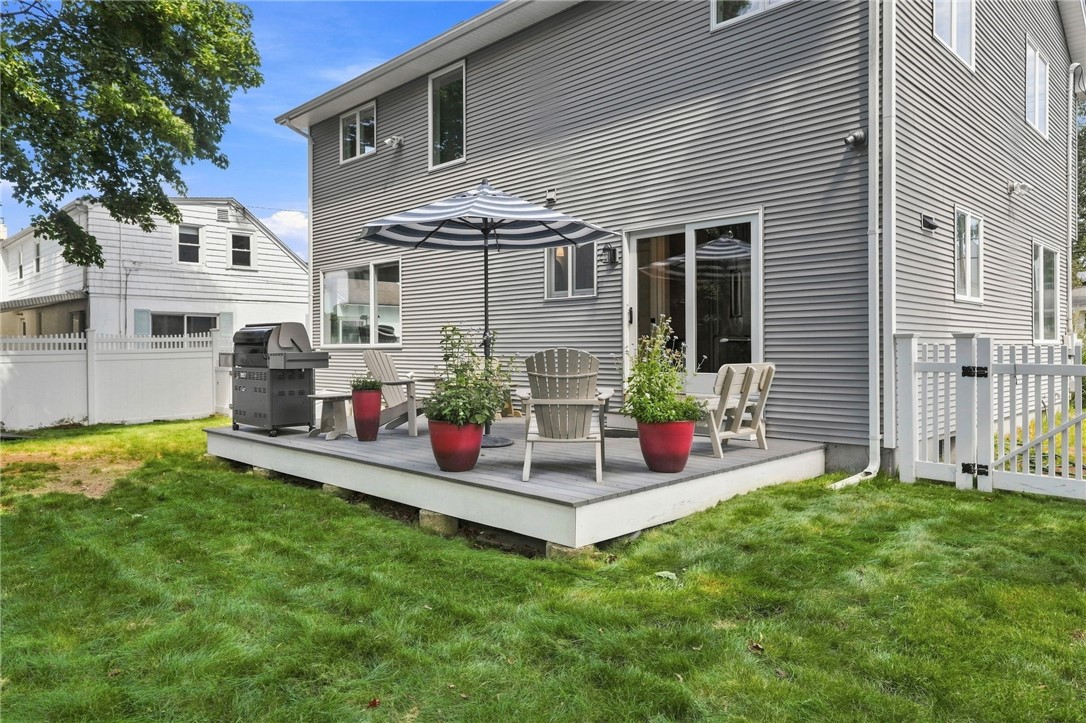 39 Treasure Road