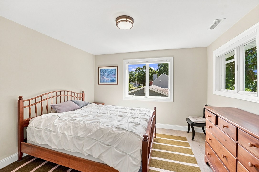 39 Treasure Road