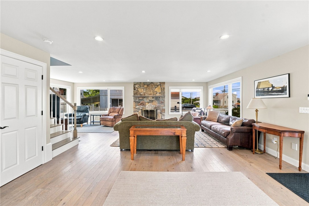 39 Treasure Road