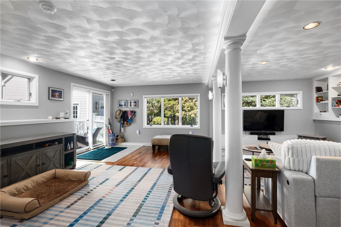 80 Westwind Drive