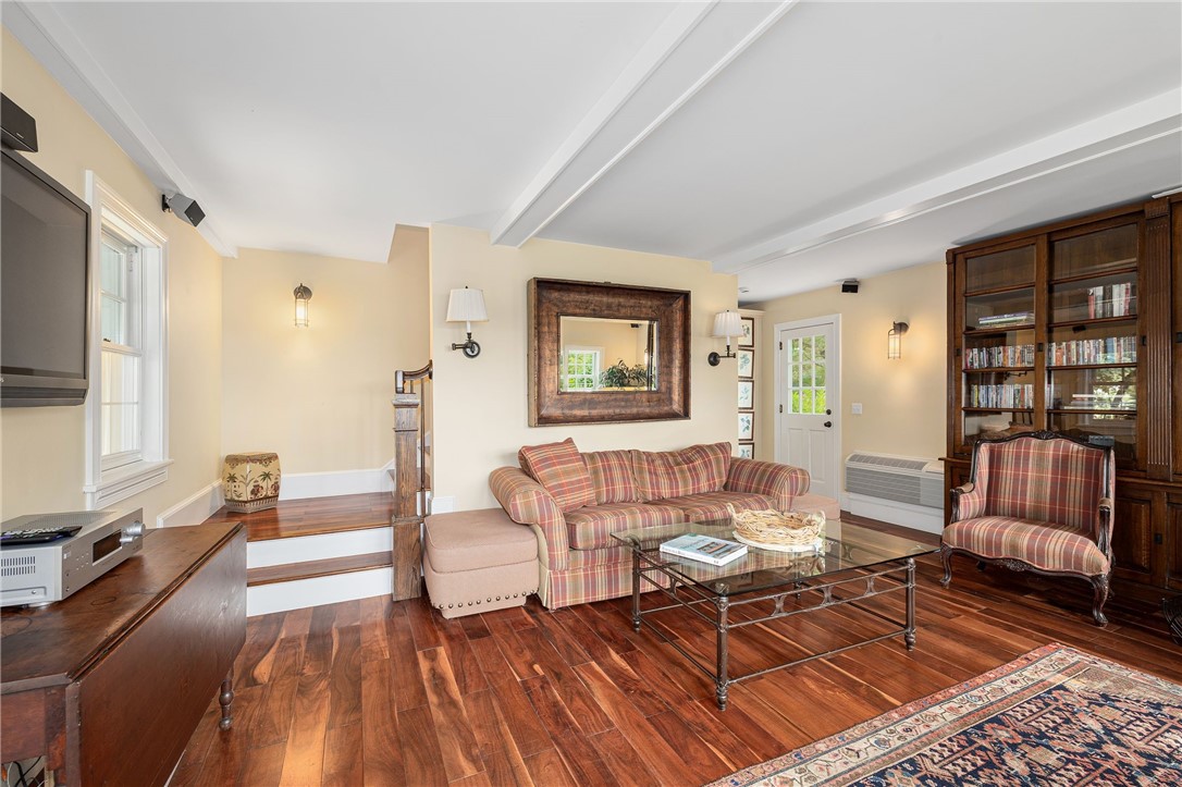 31 Calvert Place