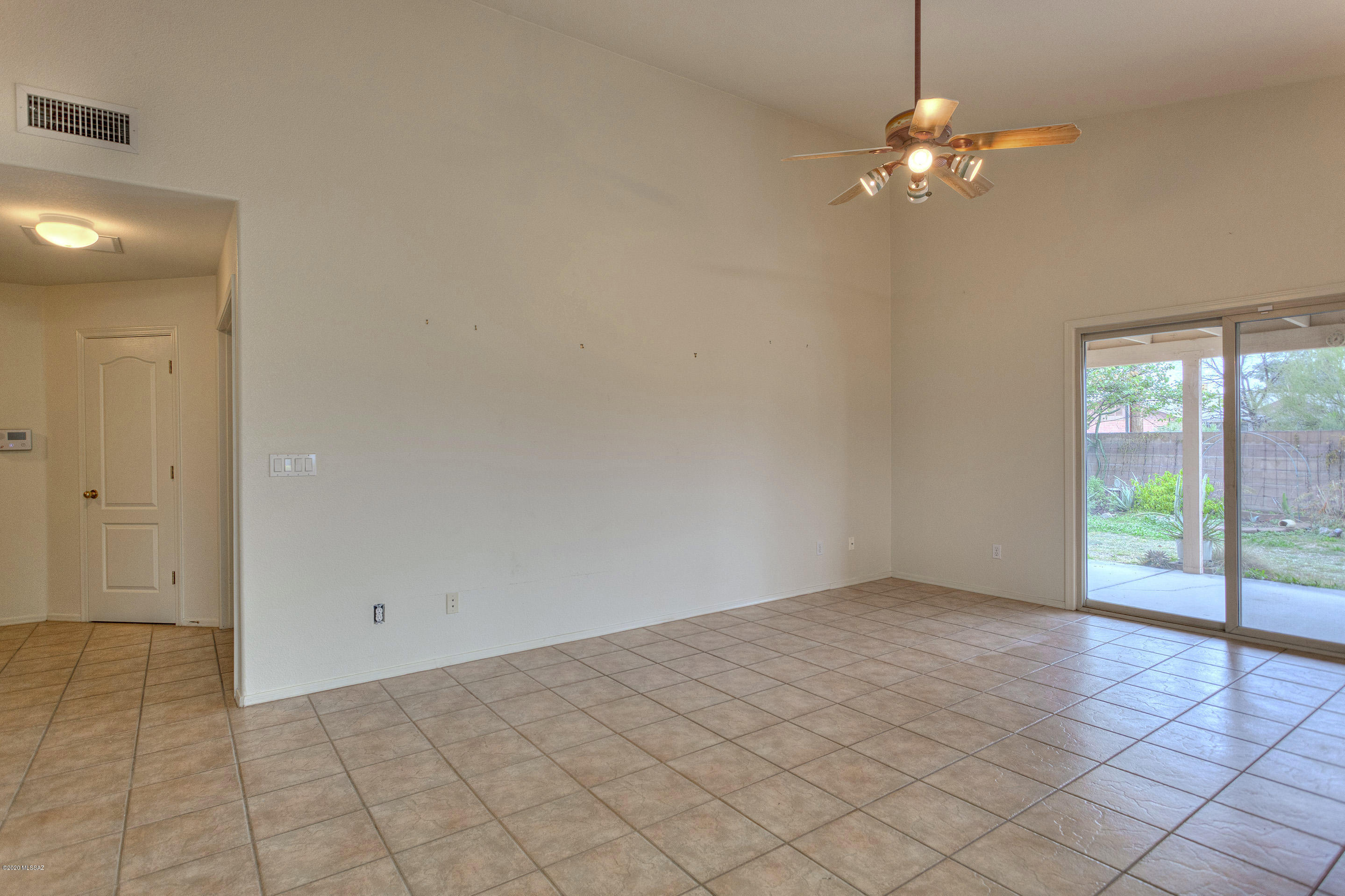 930 S Goldenweed Way