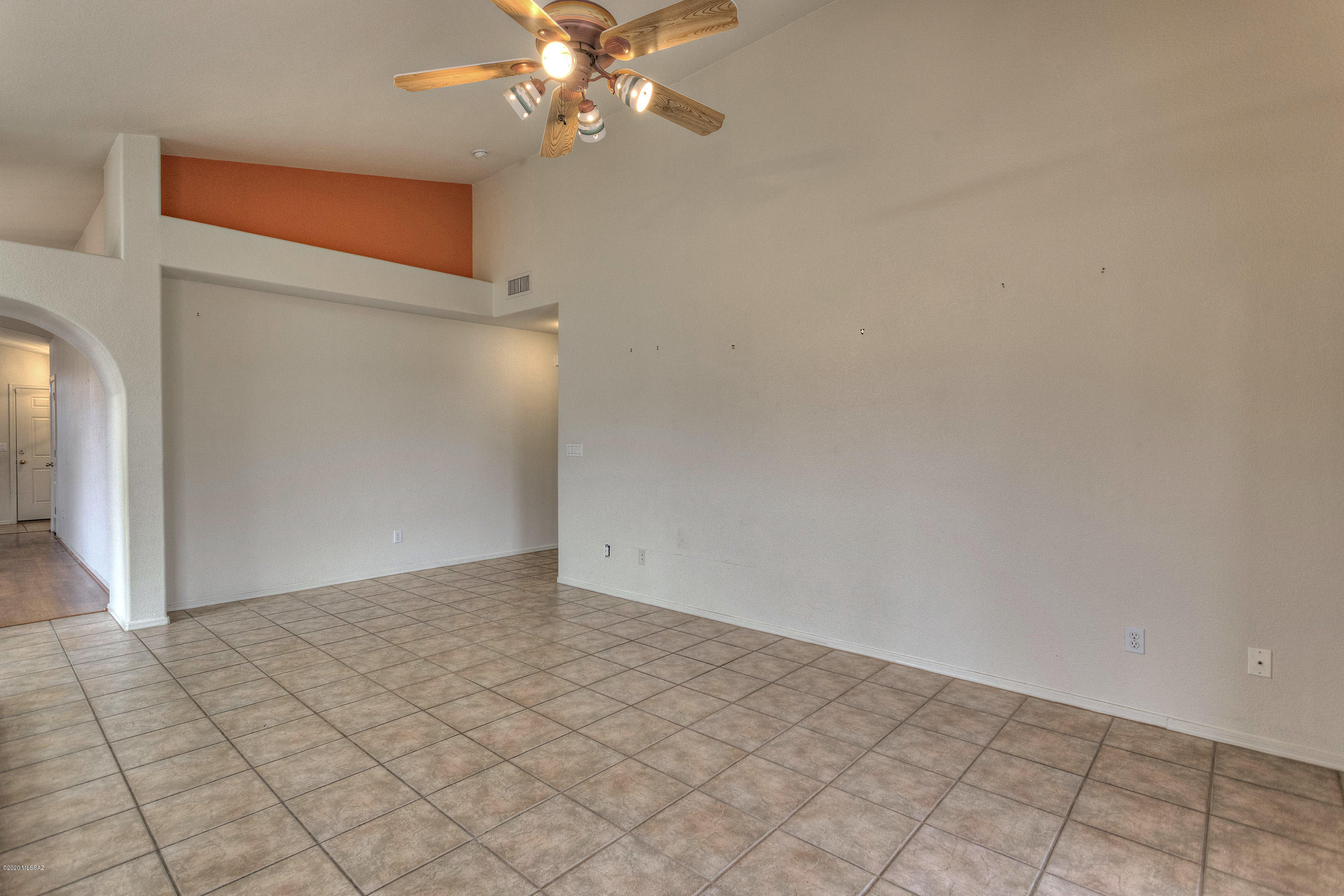 930 S Goldenweed Way