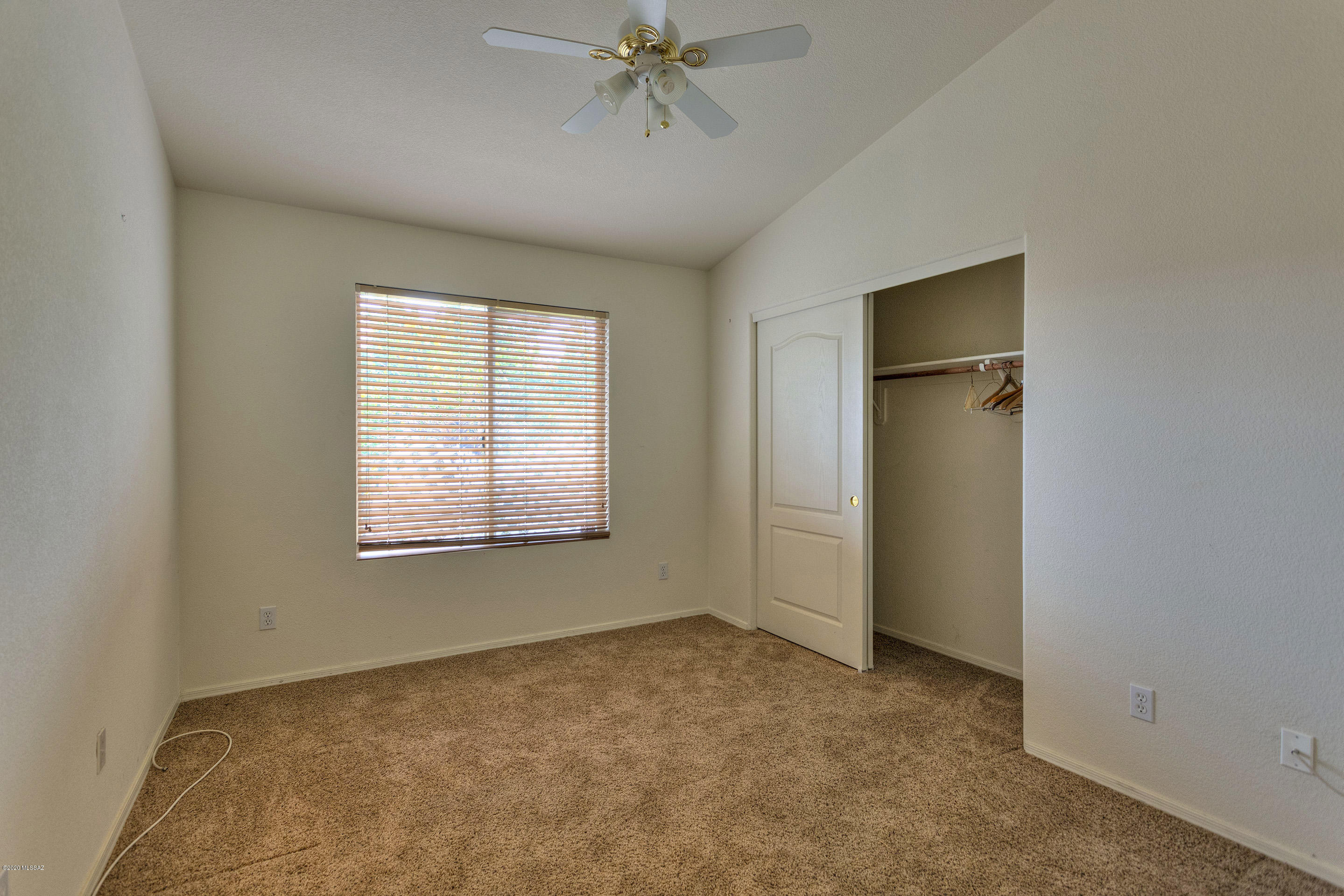 930 S Goldenweed Way