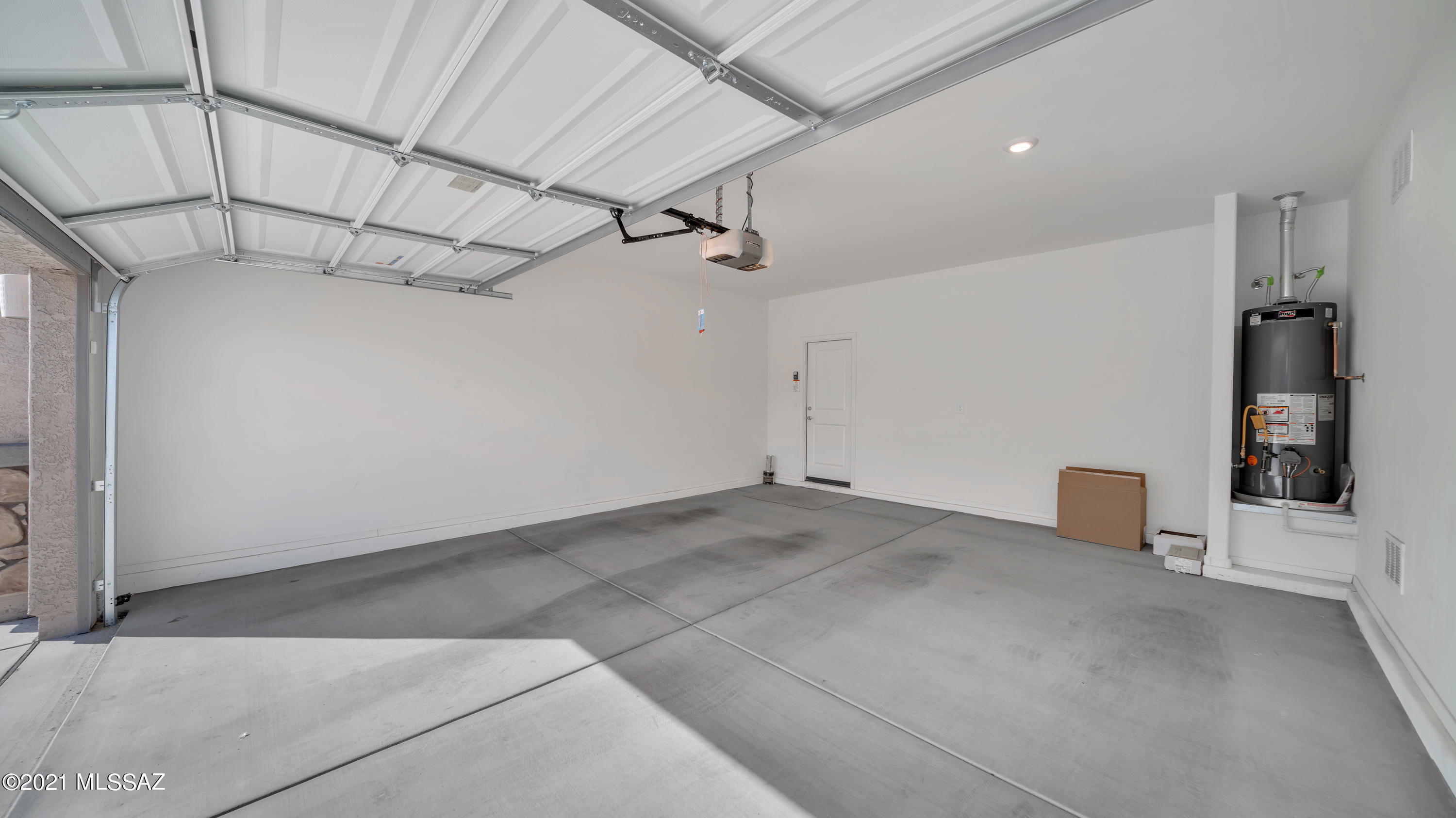 10704 W Hayward Drive