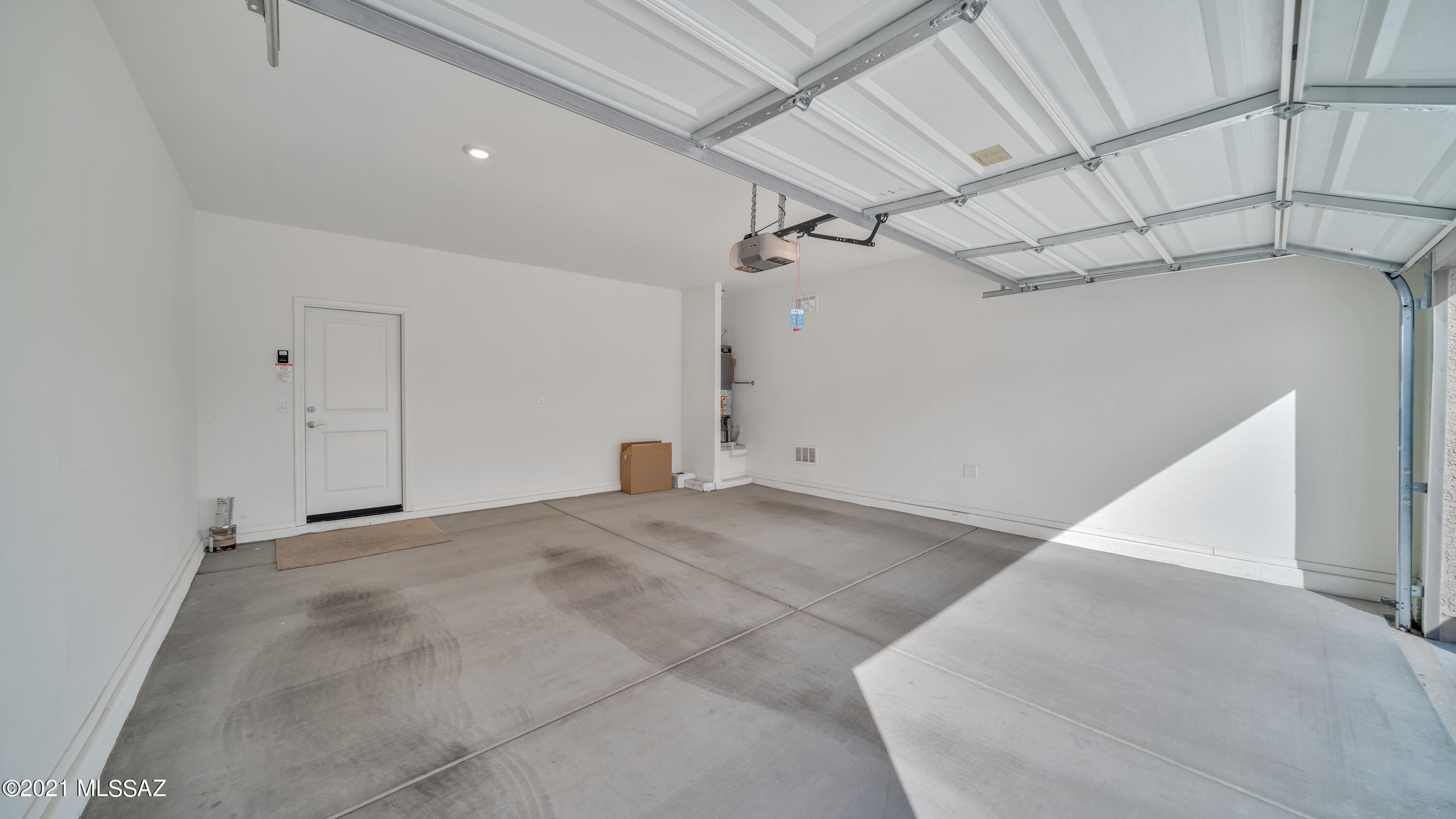 10704 W Hayward Drive