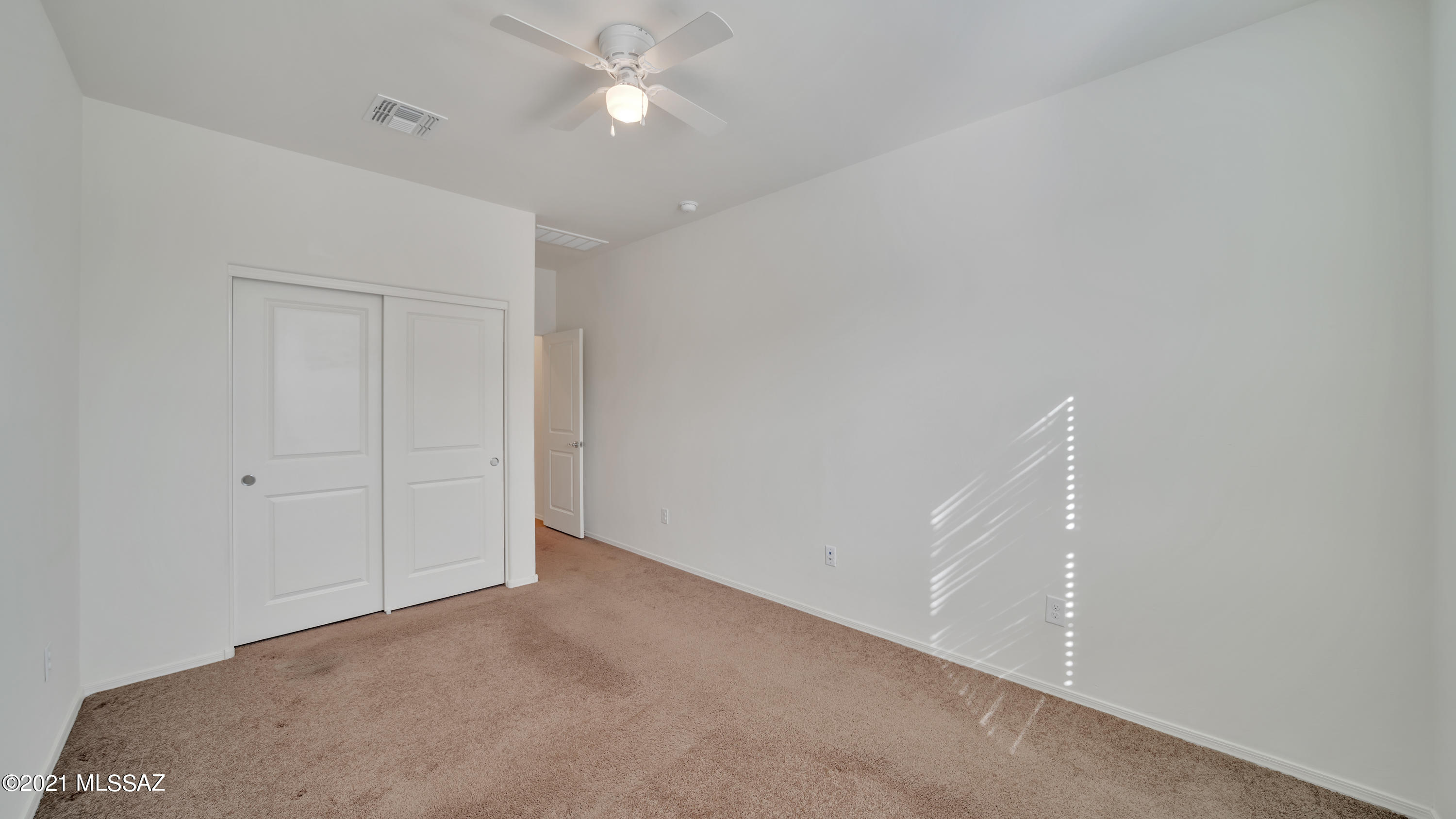 10704 W Hayward Drive