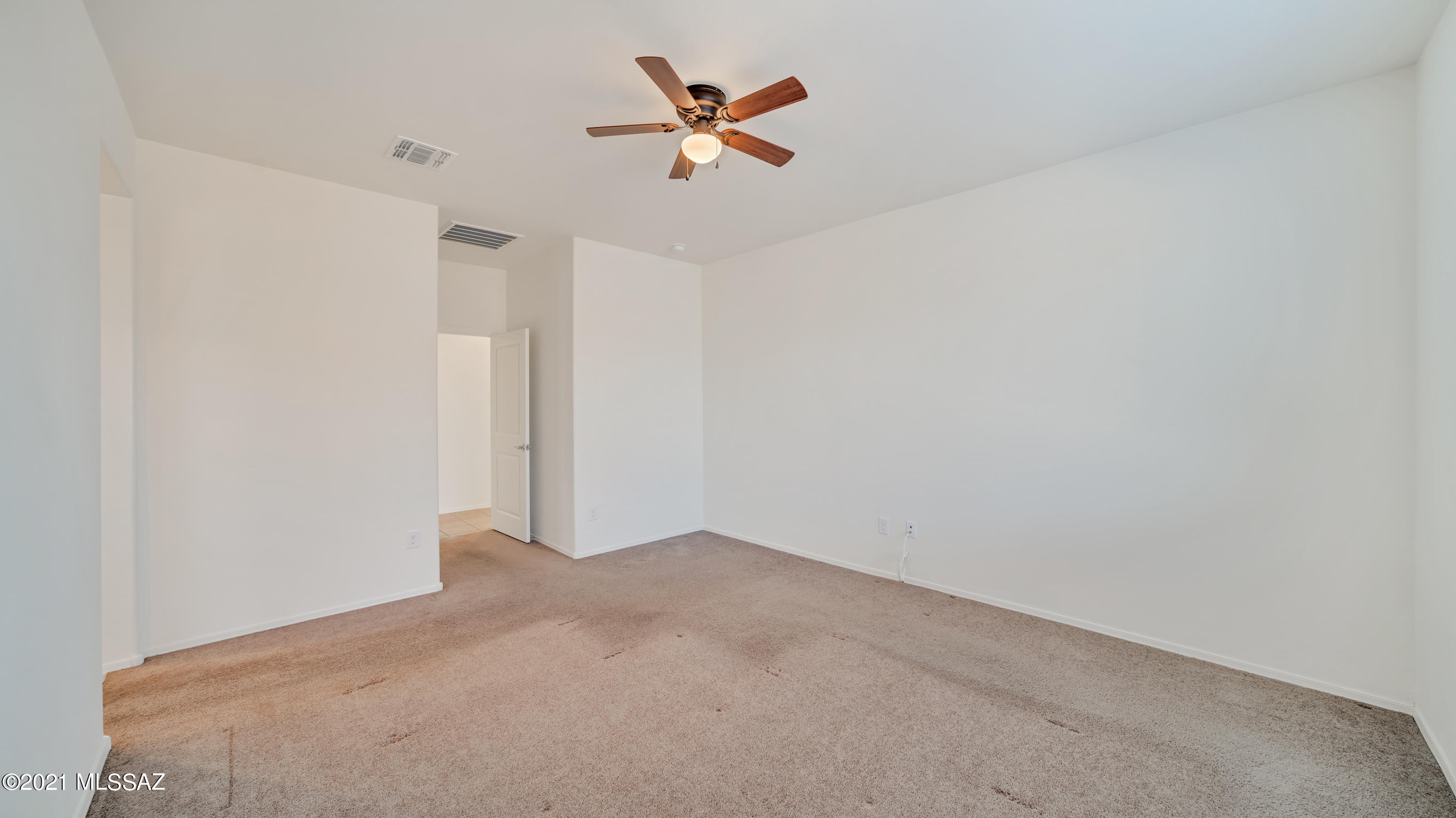 10704 W Hayward Drive