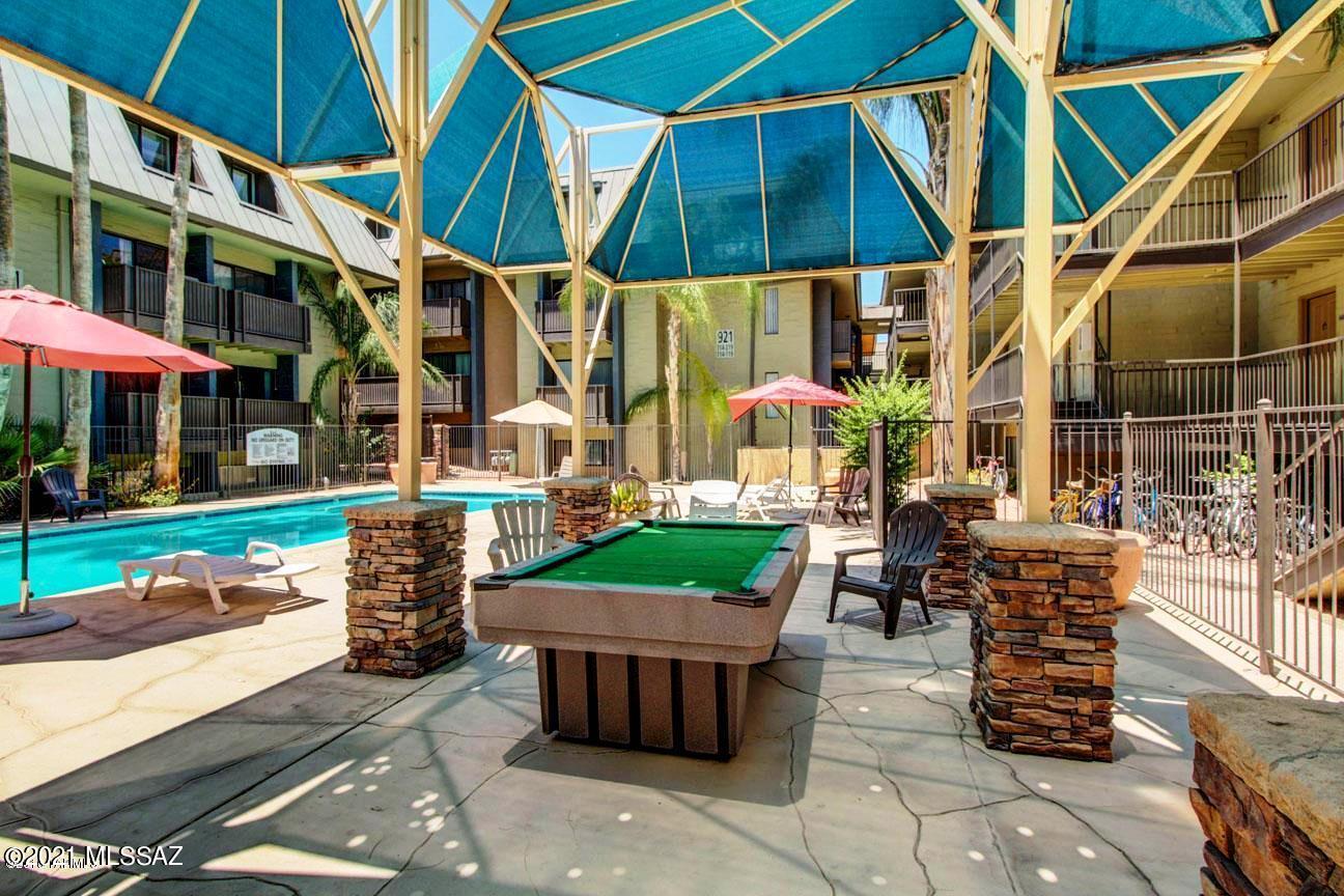 901 N Euclid Avenue Unit: 203
