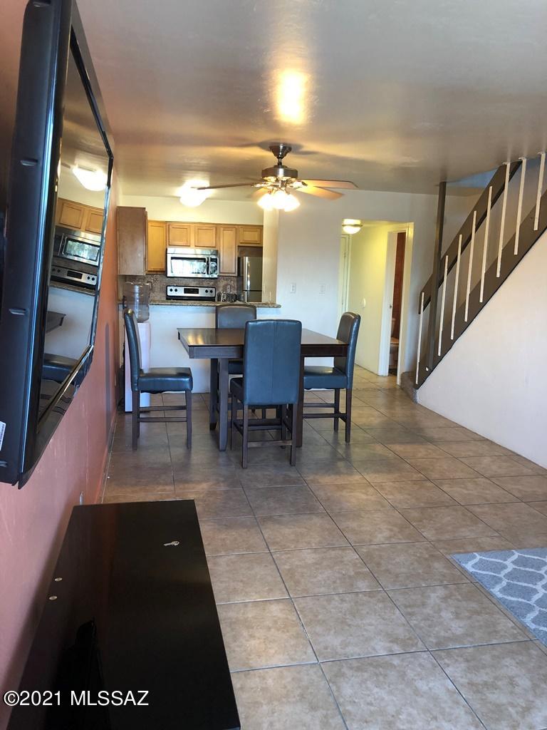 901 N Euclid Avenue Unit: 203