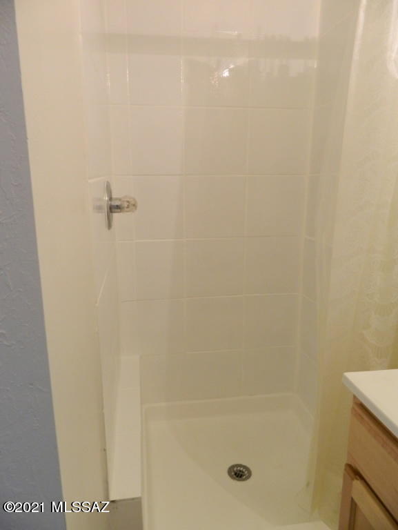 901 N Euclid Avenue Unit: 203