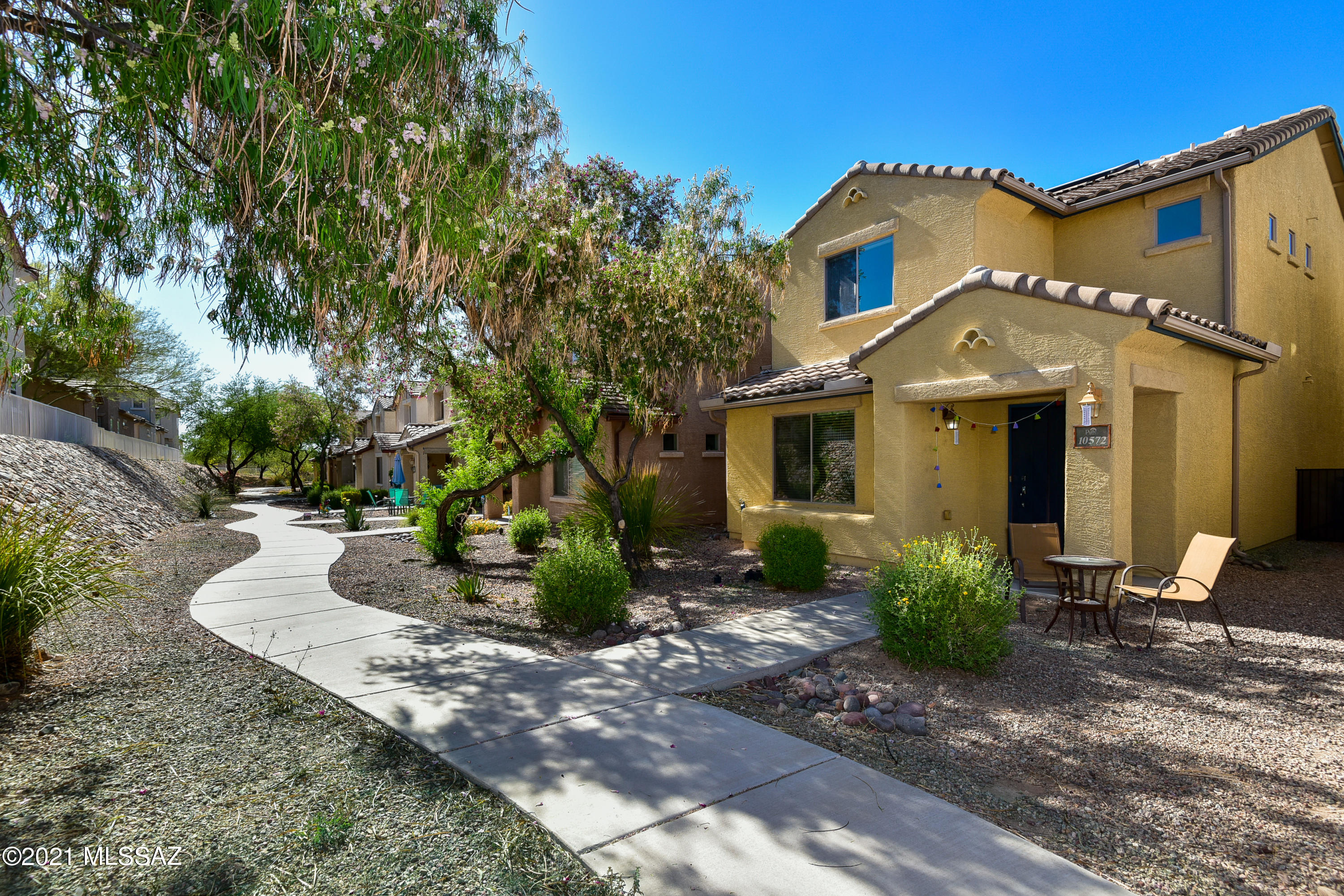 10572 E Pleasant Pasture Drive