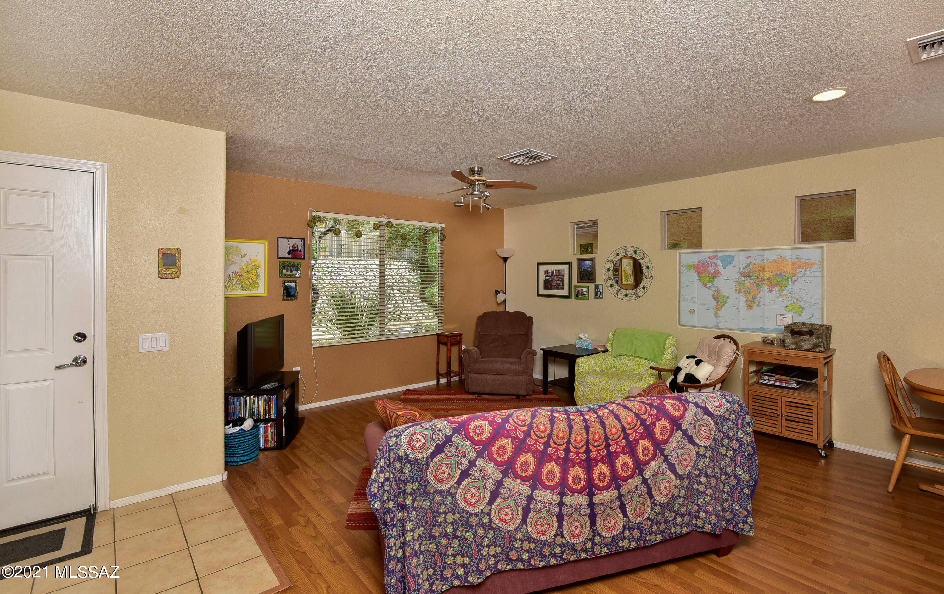 10572 E Pleasant Pasture Drive