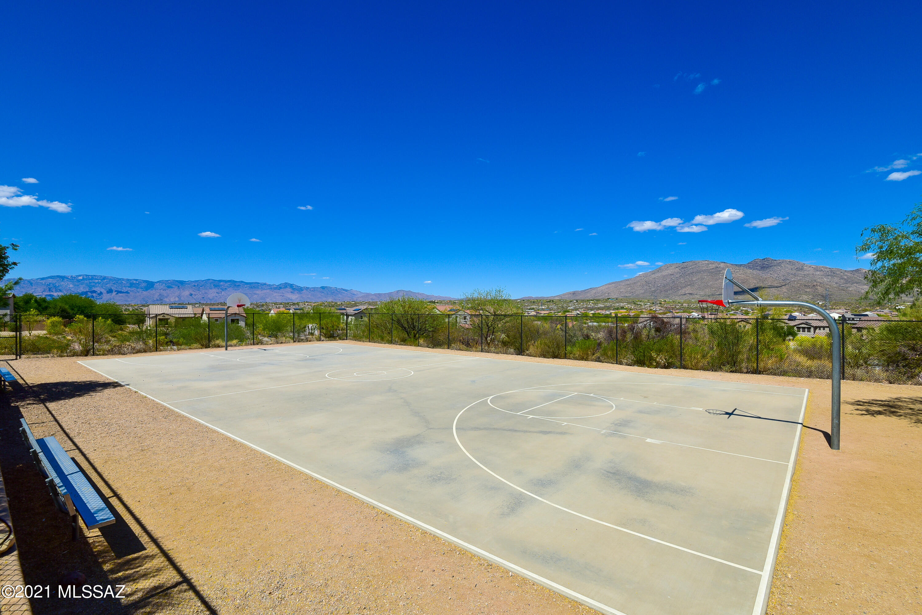 10572 E Pleasant Pasture Drive