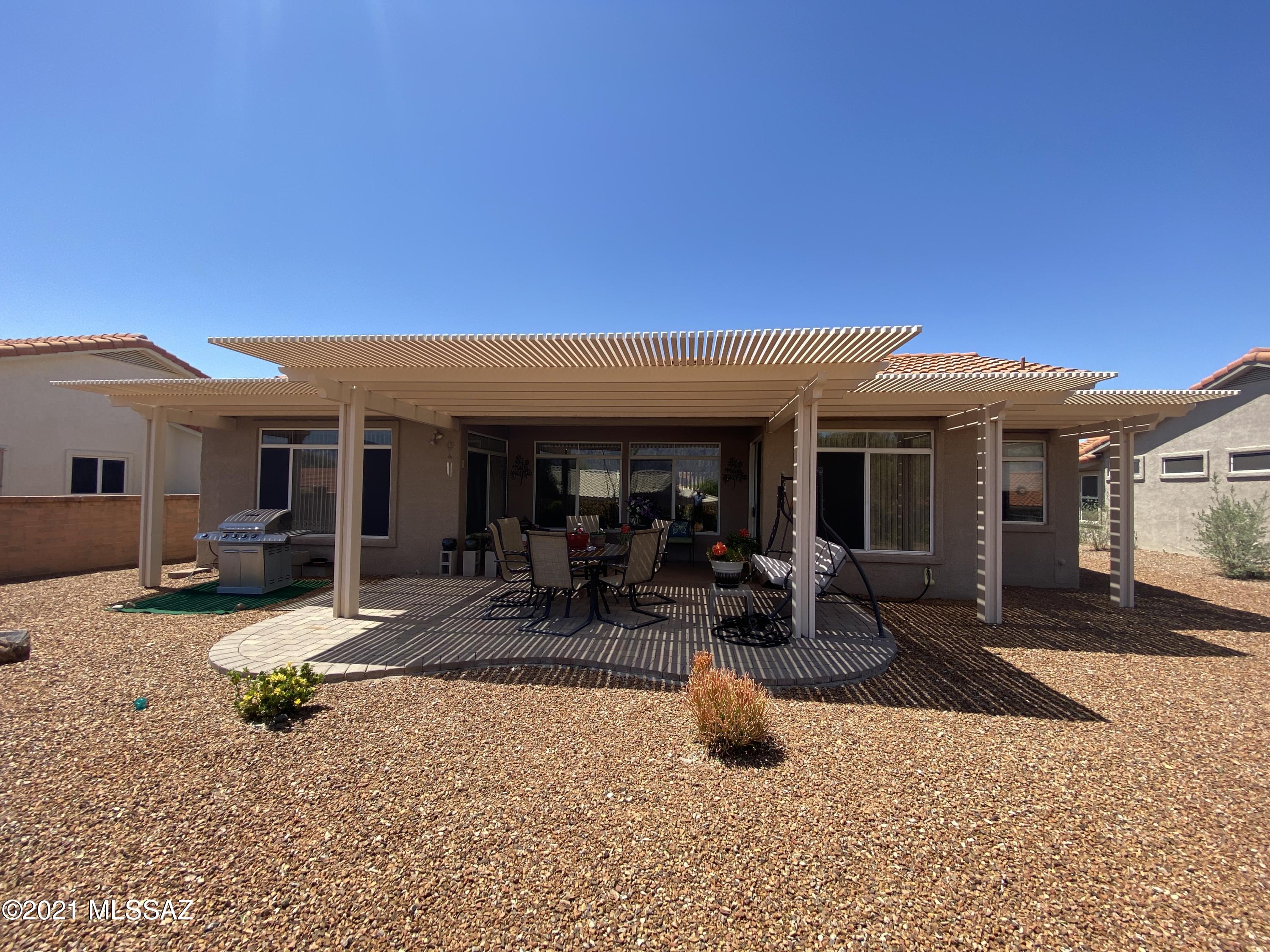 2348 E Coreopsis Way