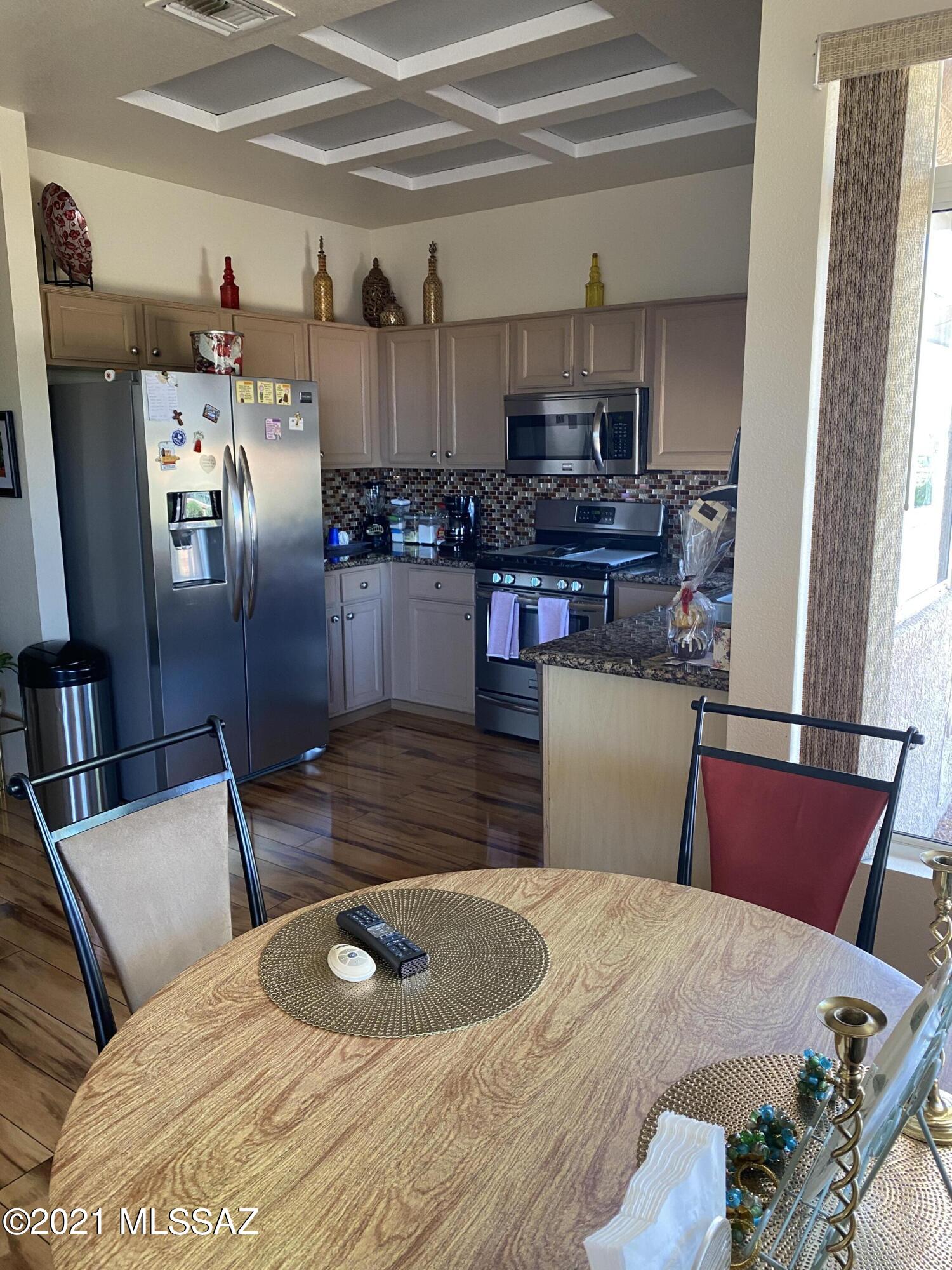 2348 E Coreopsis Way