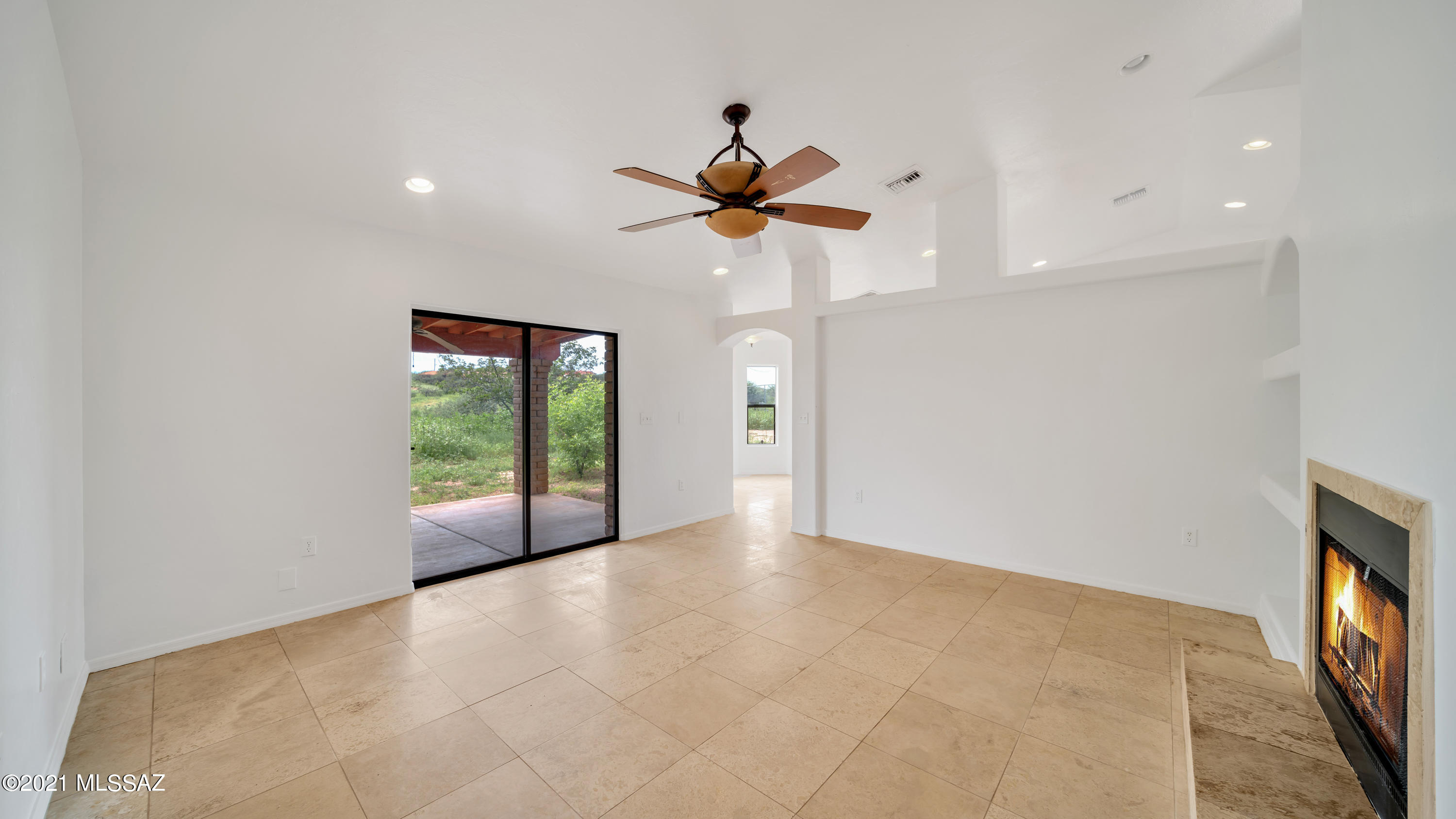 248 Cuarzo Court