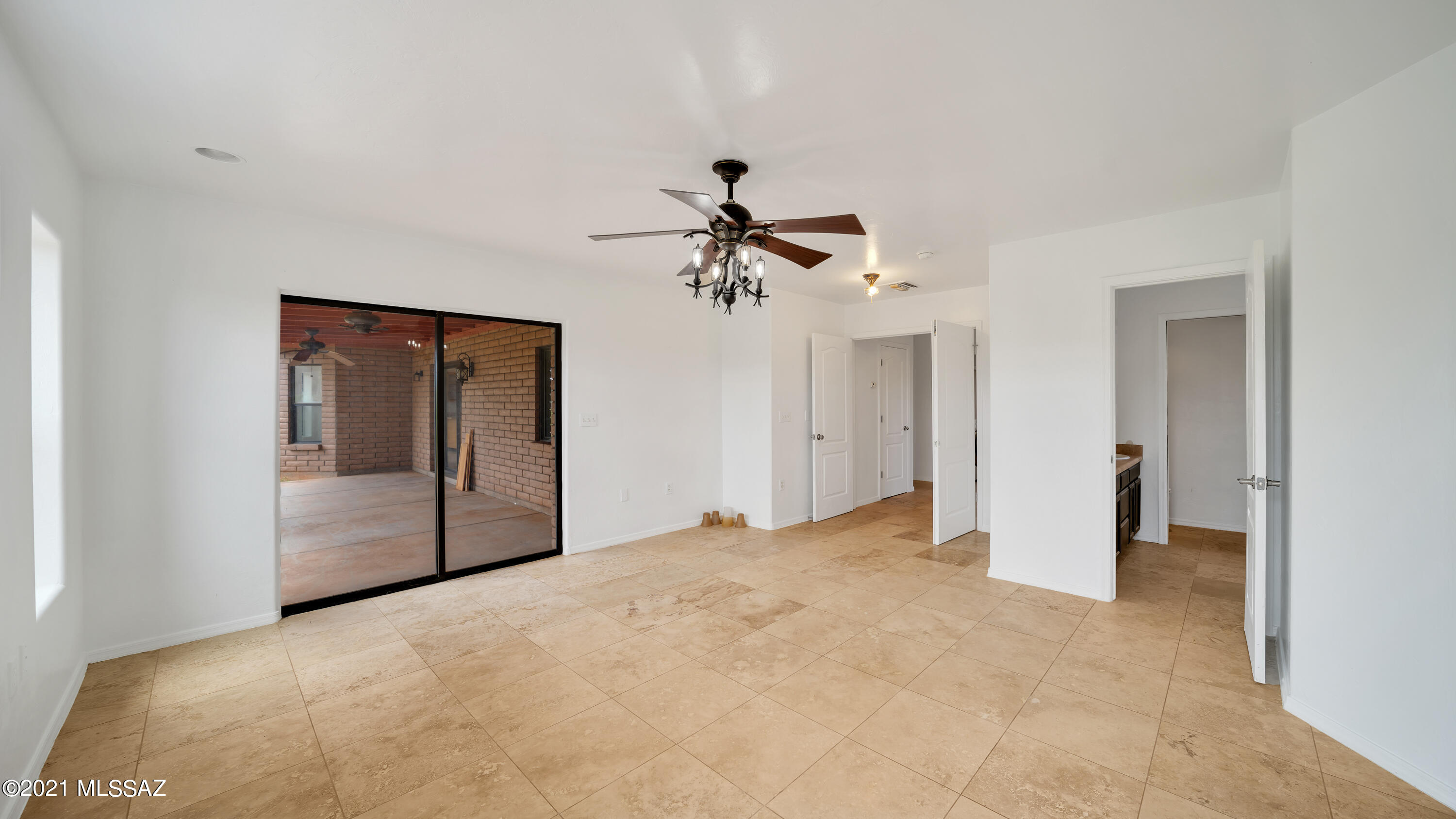 248 Cuarzo Court