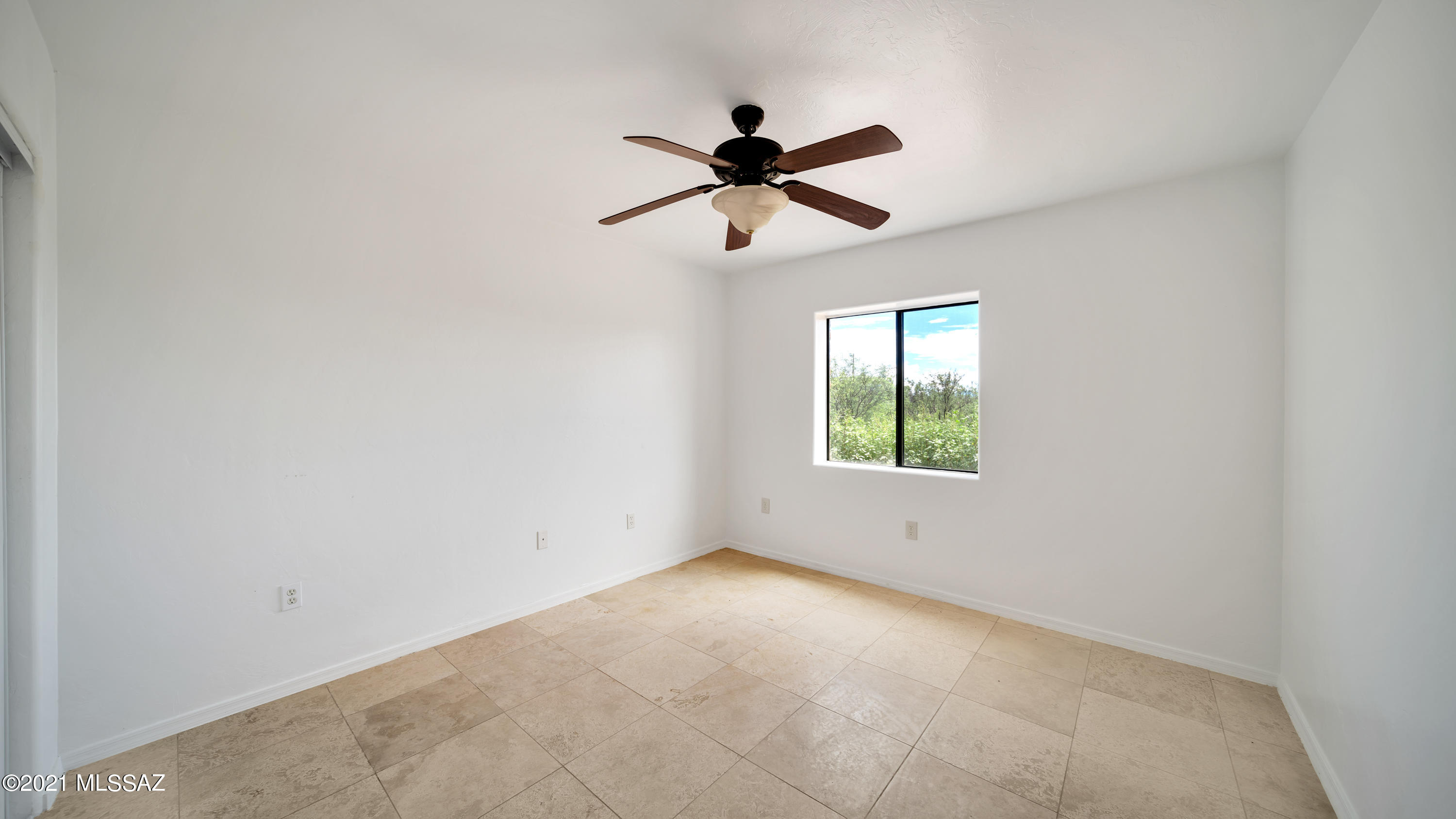 248 Cuarzo Court