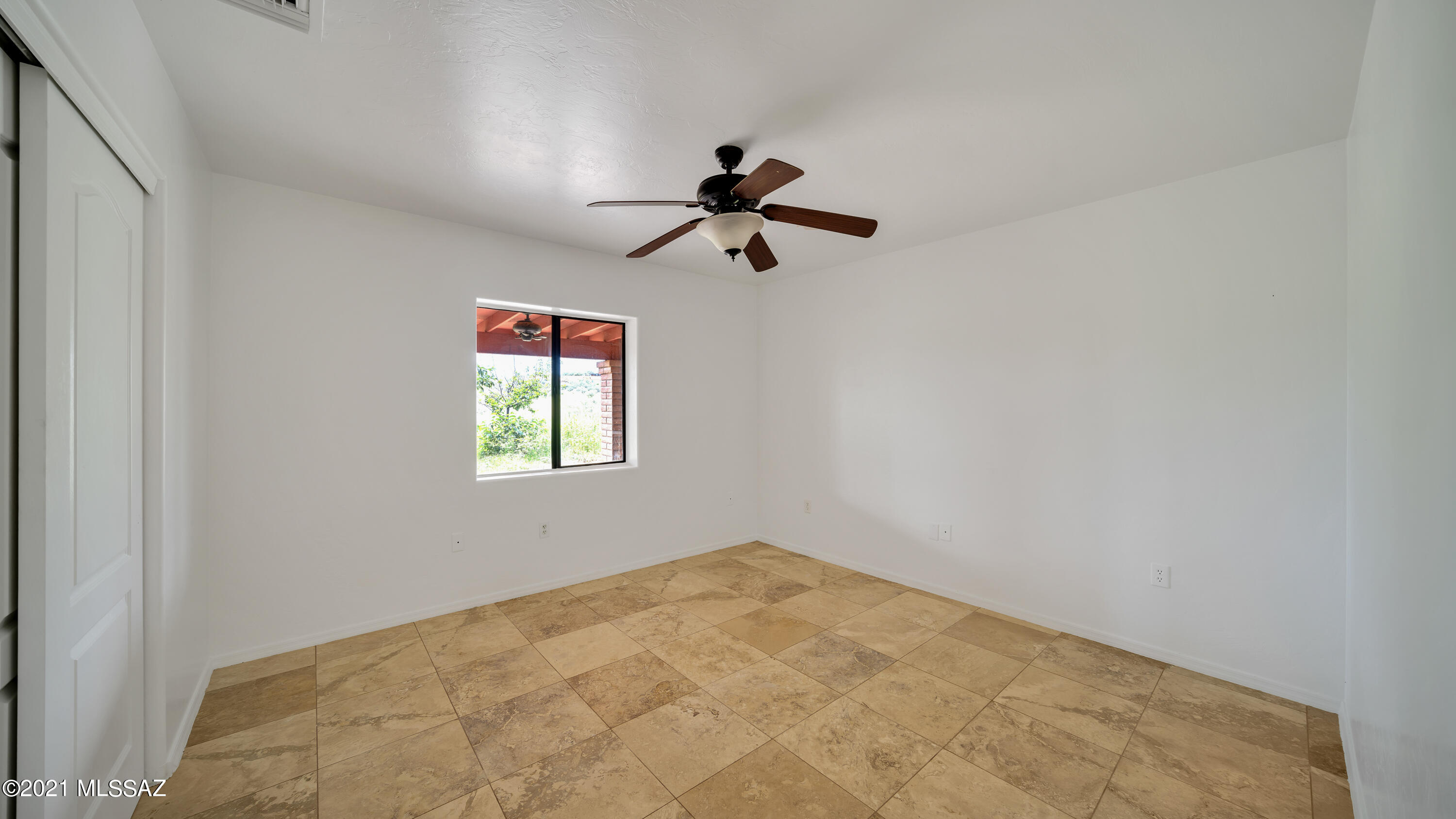 248 Cuarzo Court