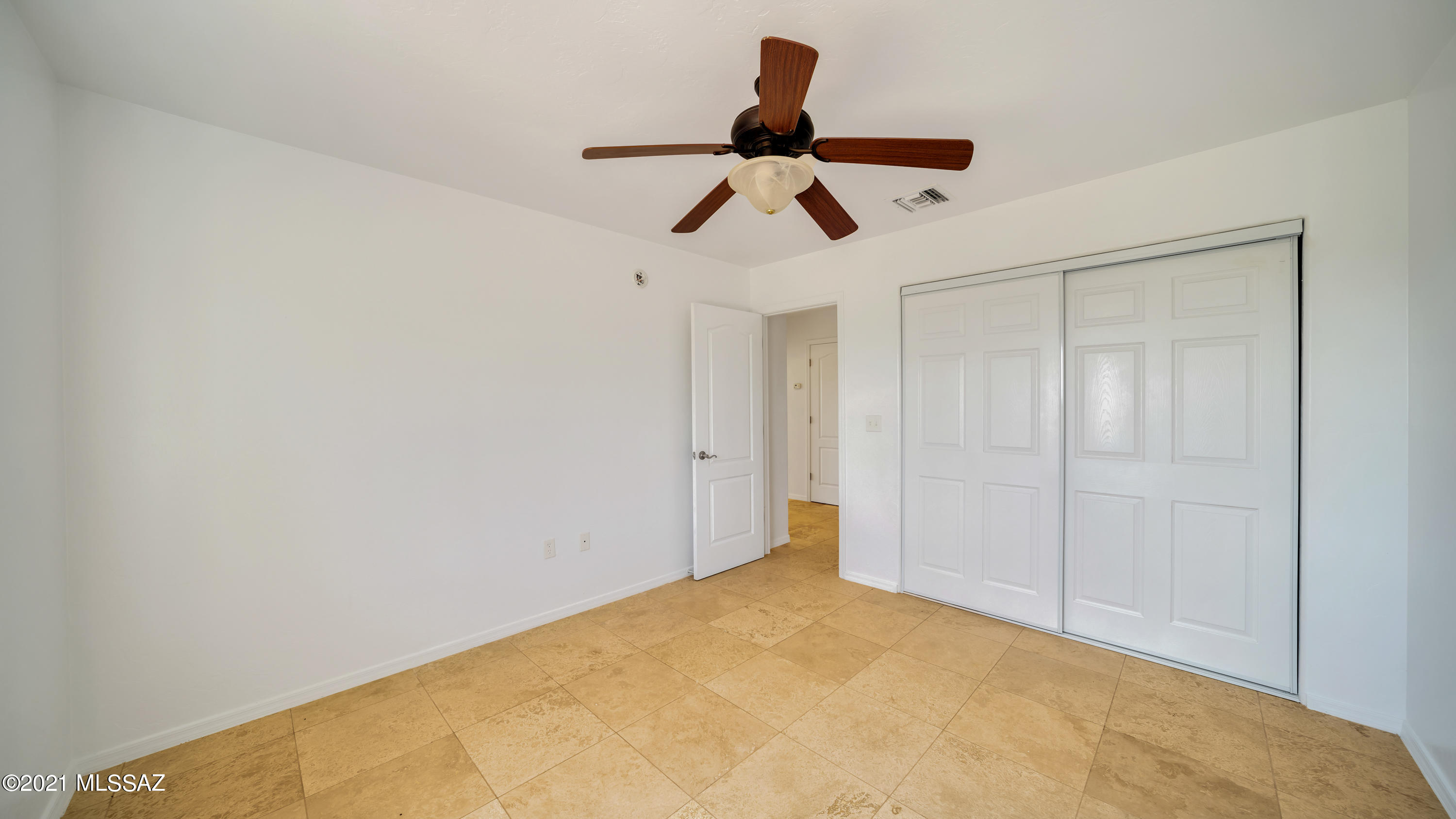 248 Cuarzo Court